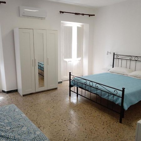 Appartement Locanda Del Prete à Iglesias Extérieur photo