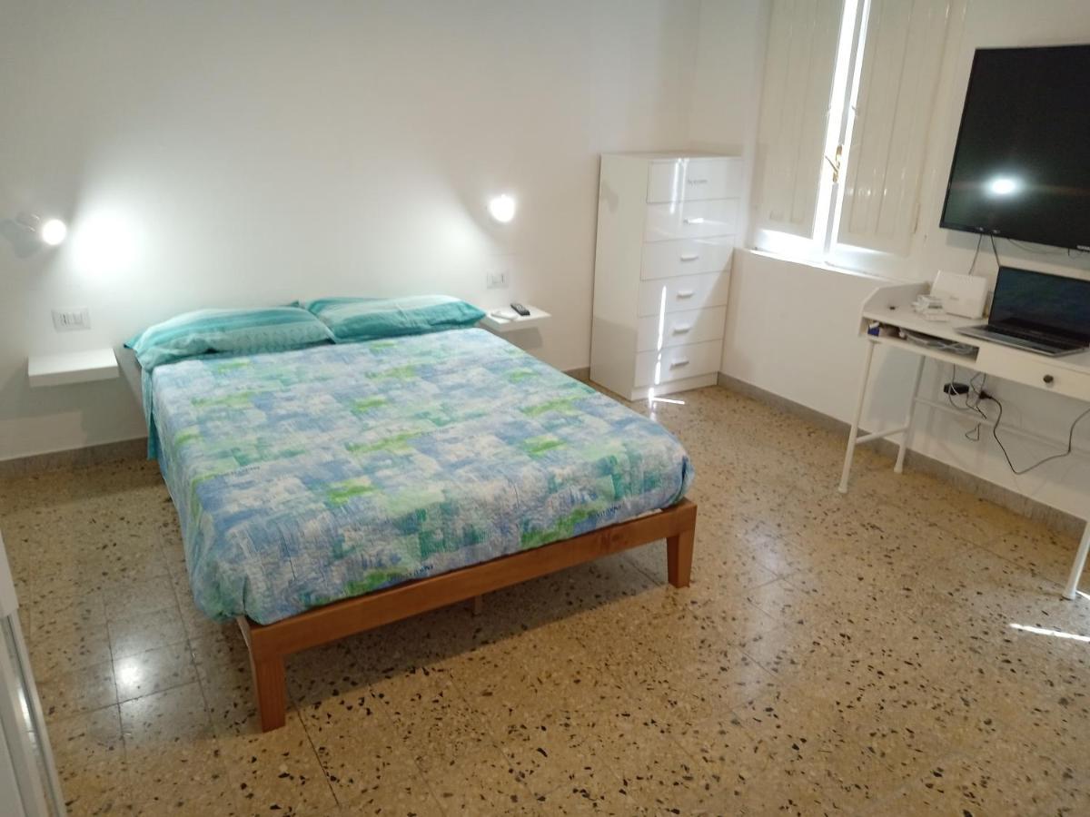 Appartement Locanda Del Prete à Iglesias Extérieur photo